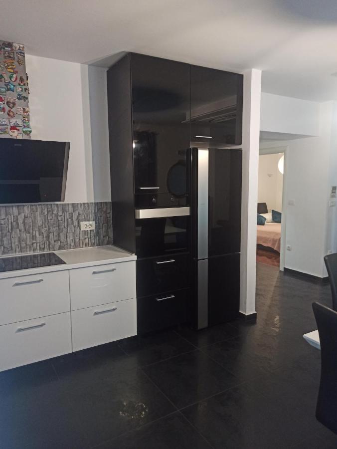 Apartment Bila Šibenik Exterior foto
