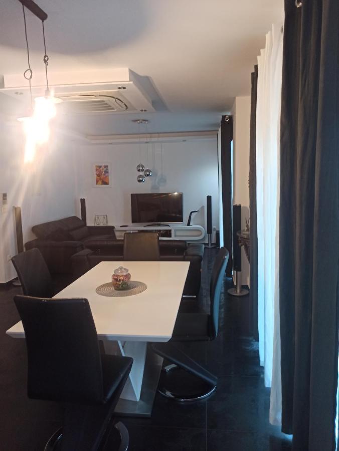 Apartment Bila Šibenik Exterior foto